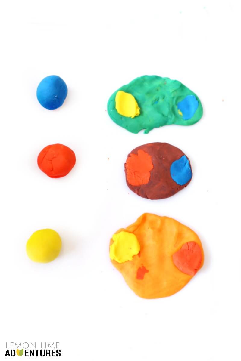 Color Mixing with Play Dough Activitiy