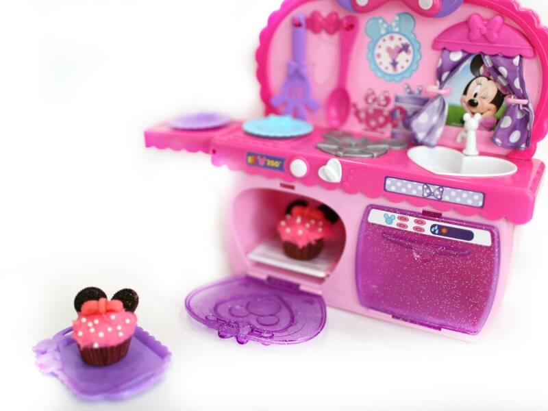 Mini Minnie Mouse Cupcakes