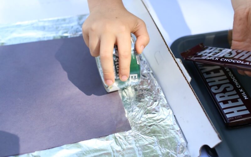 How to make Smores in a Solar Oven