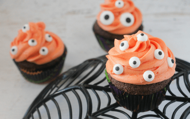 Marvelously Creepy Monster Cupcakes for Halloween!